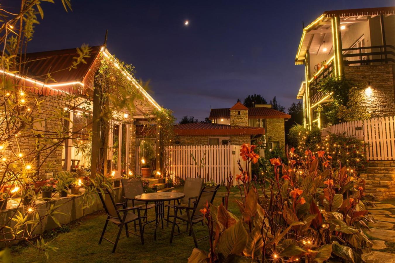 The Birdcage, Mukteshwar Hotell Eksteriør bilde
