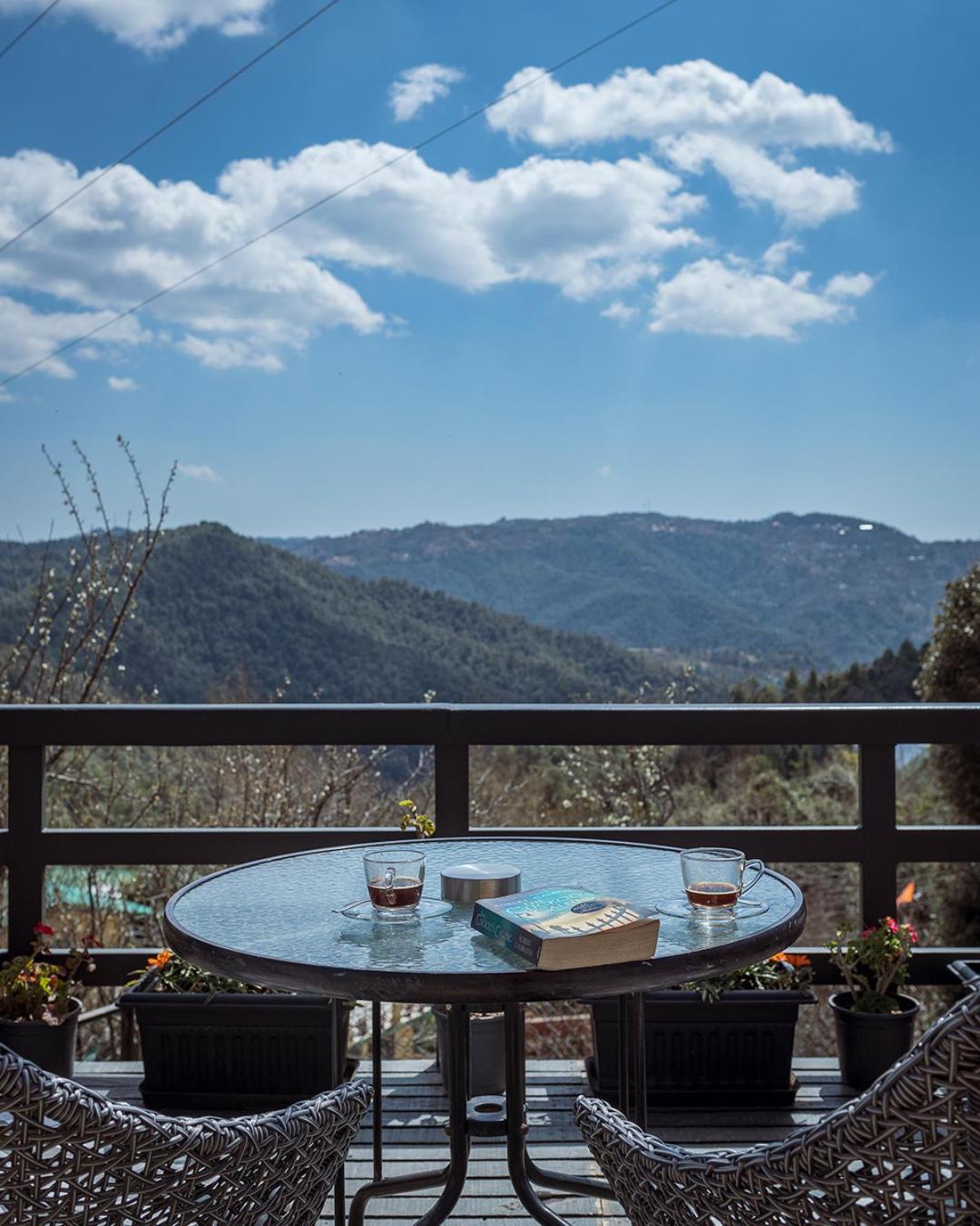 The Birdcage, Mukteshwar Hotell Eksteriør bilde