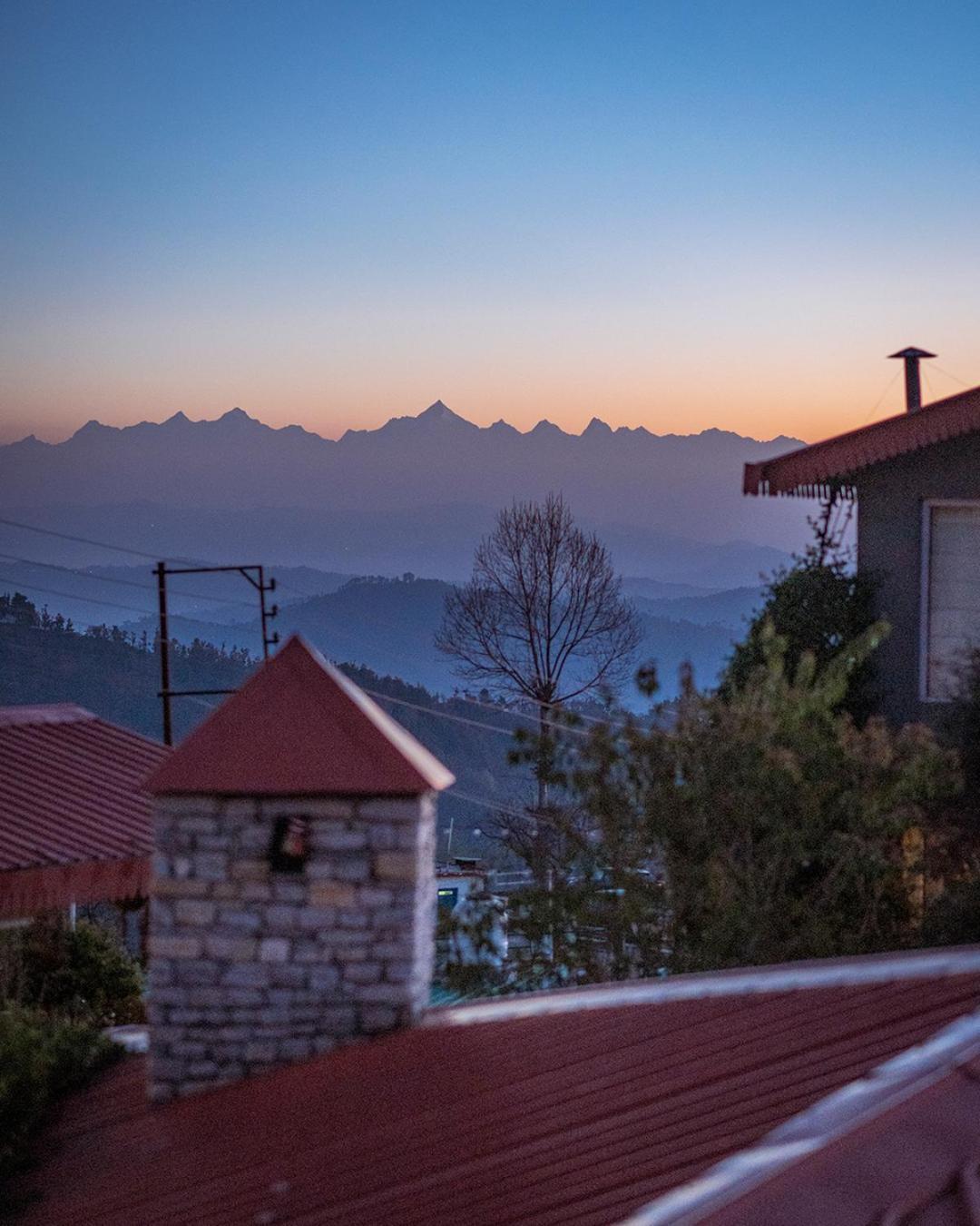 The Birdcage, Mukteshwar Hotell Eksteriør bilde