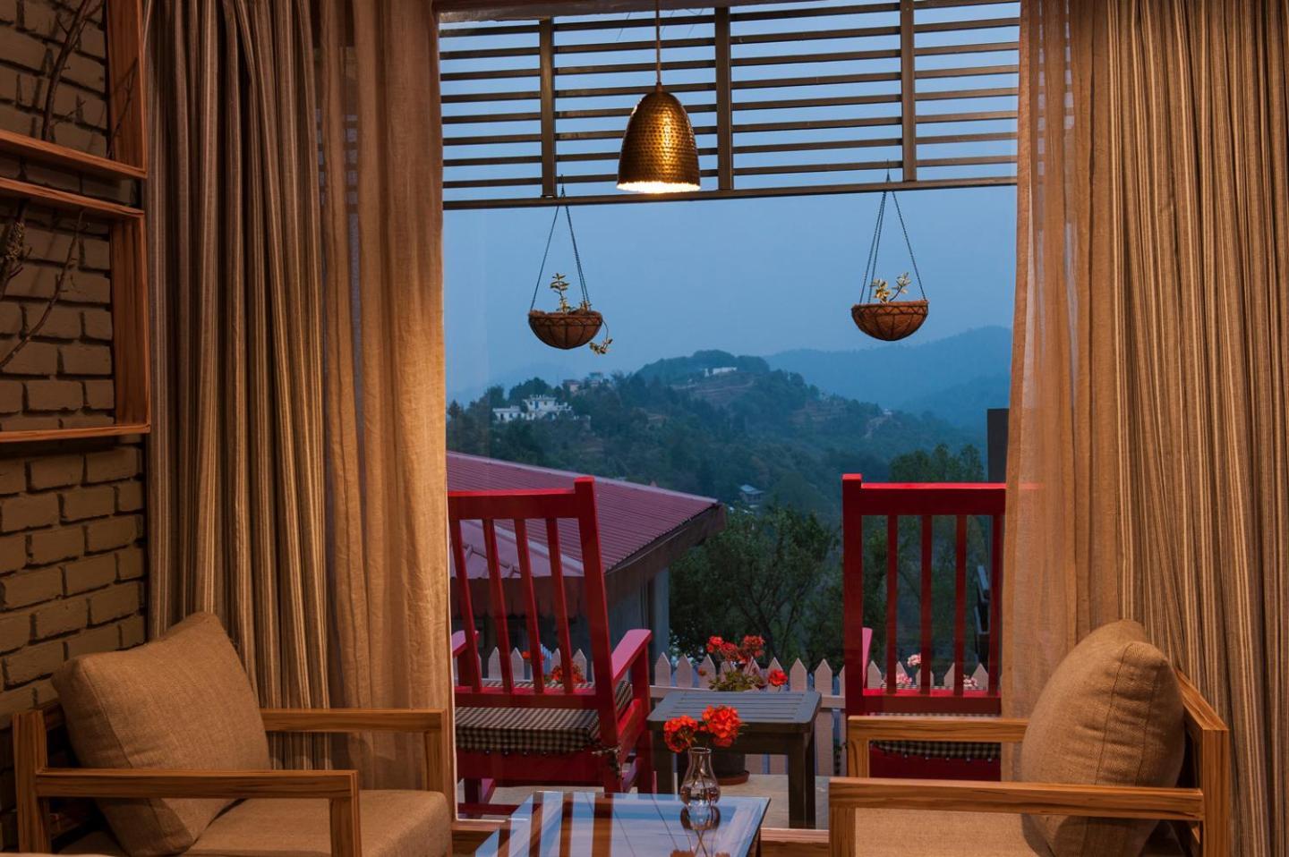 The Birdcage, Mukteshwar Hotell Eksteriør bilde